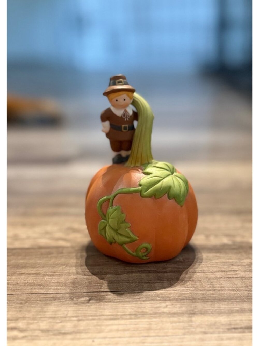 Thanksgiving Pilgrim Figurine On Pumpkin Avon Collectibles 1990 Ceramic Decor